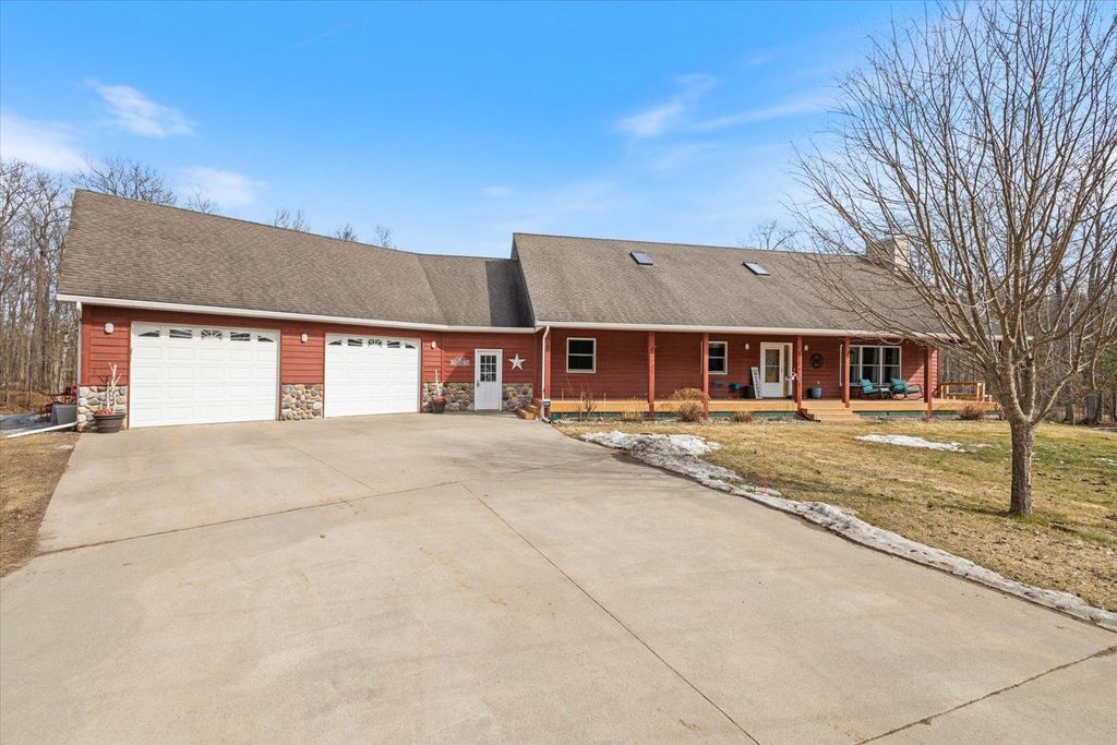 Photo of 29584 Sunny Beach Road, Grand Rapids, MN 55744 (MLS # 7043580)