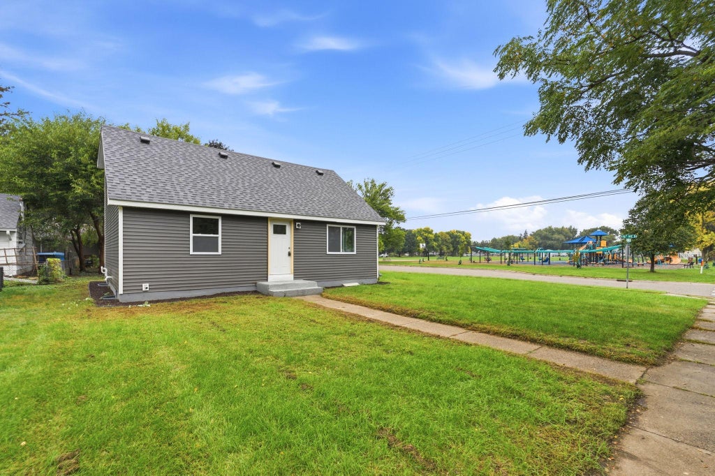Photo of 4533 Welcome Avenue N, Crystal, MN 55422 (MLS # 7153968)