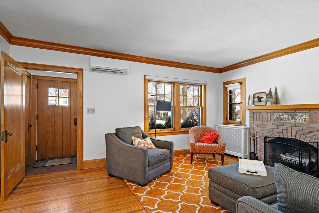 Photo of 4644 Ewing Avenue S, Minneapolis, MN 55410 (MLS # 7003702)