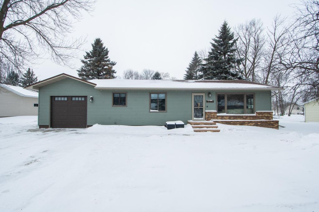 Photo of 809 Westgate Circle, Hawley, MN 56549 (MLS # 7013670)
