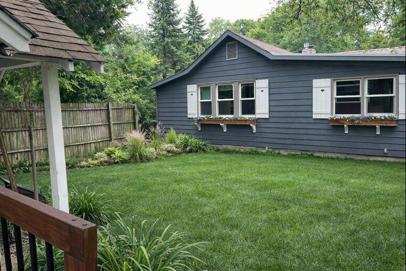 2840 Breezy Heights Road