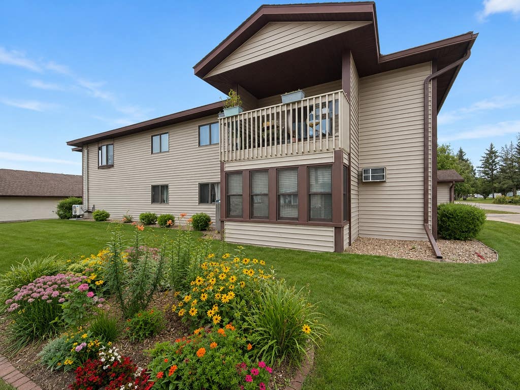Photo of 210 Sargent Drive #103, Red Wing, MN 55066 (MLS # 7123043)