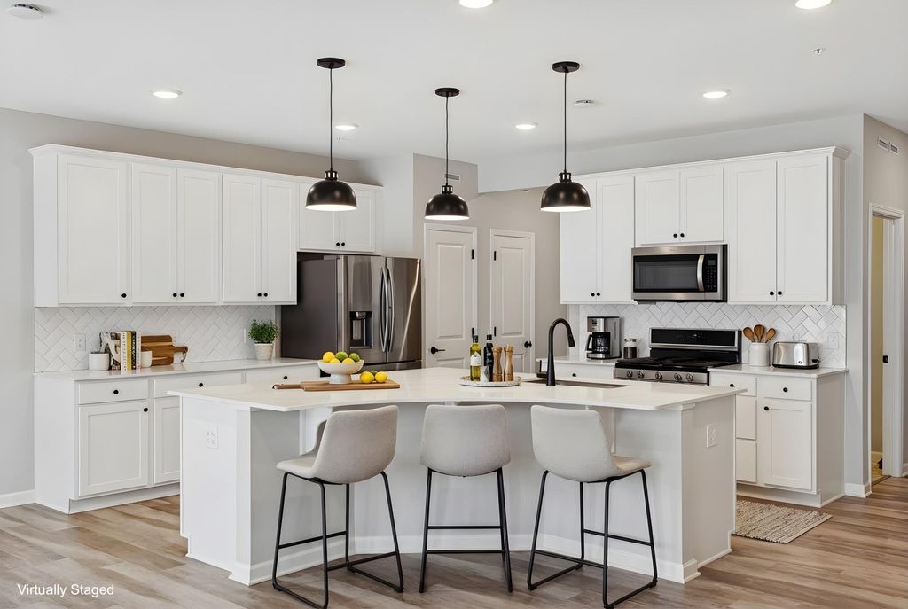 Photo of 9597 4th Street N, Lake Elmo, MN 55042 (MLS # 6756803)