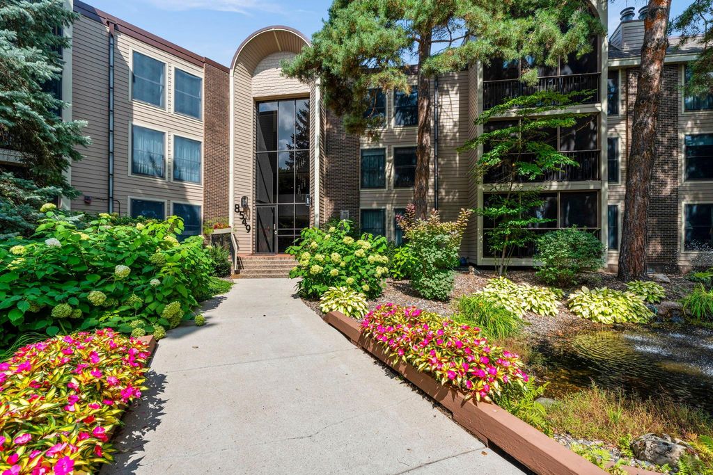 Photo of 8549 Irwin Road #239, Bloomington, MN 55437 (MLS # 7063213)
