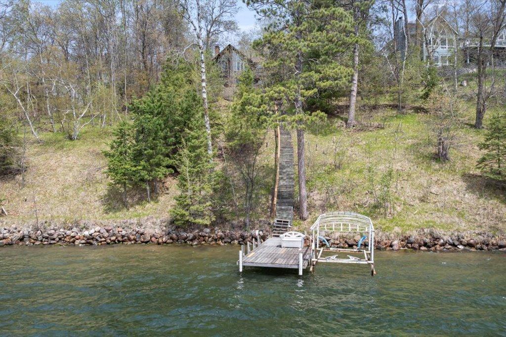 2123 Red Oak Drive SW