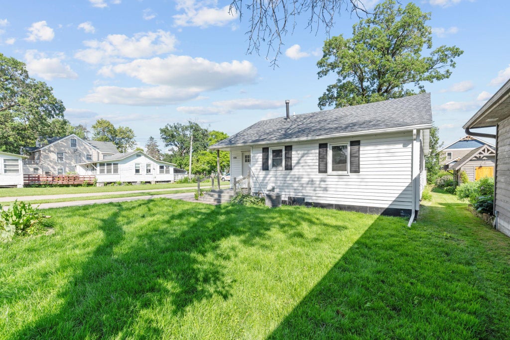 Photo of 555 N Shore Drive, Forest Lake, MN 55025 (MLS # 7111571)