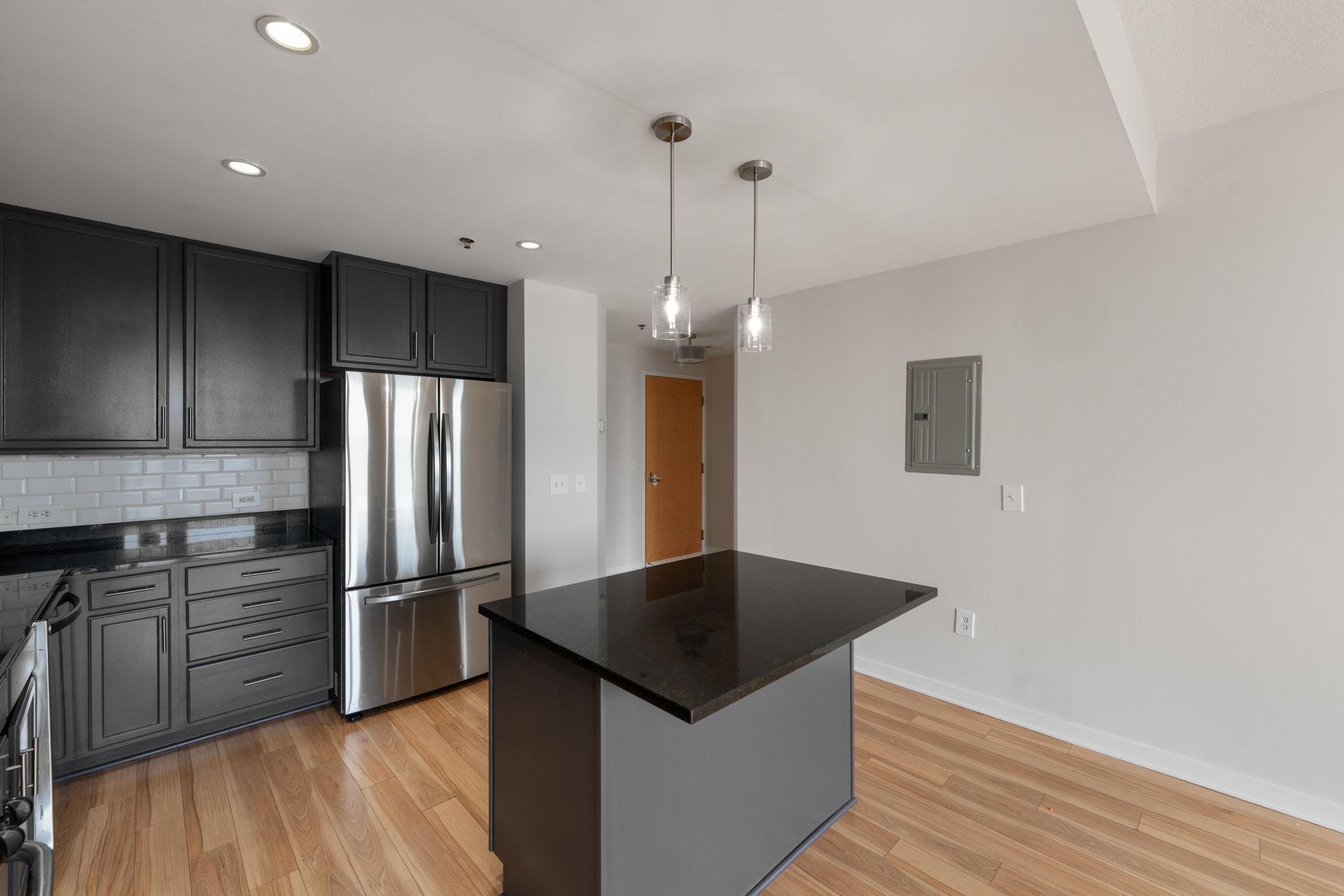 929 Portland Avenue 907