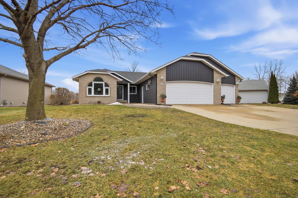 Photo of 1437 Nottingham Drive, Owatonna, MN 55060 (MLS # 7031344)