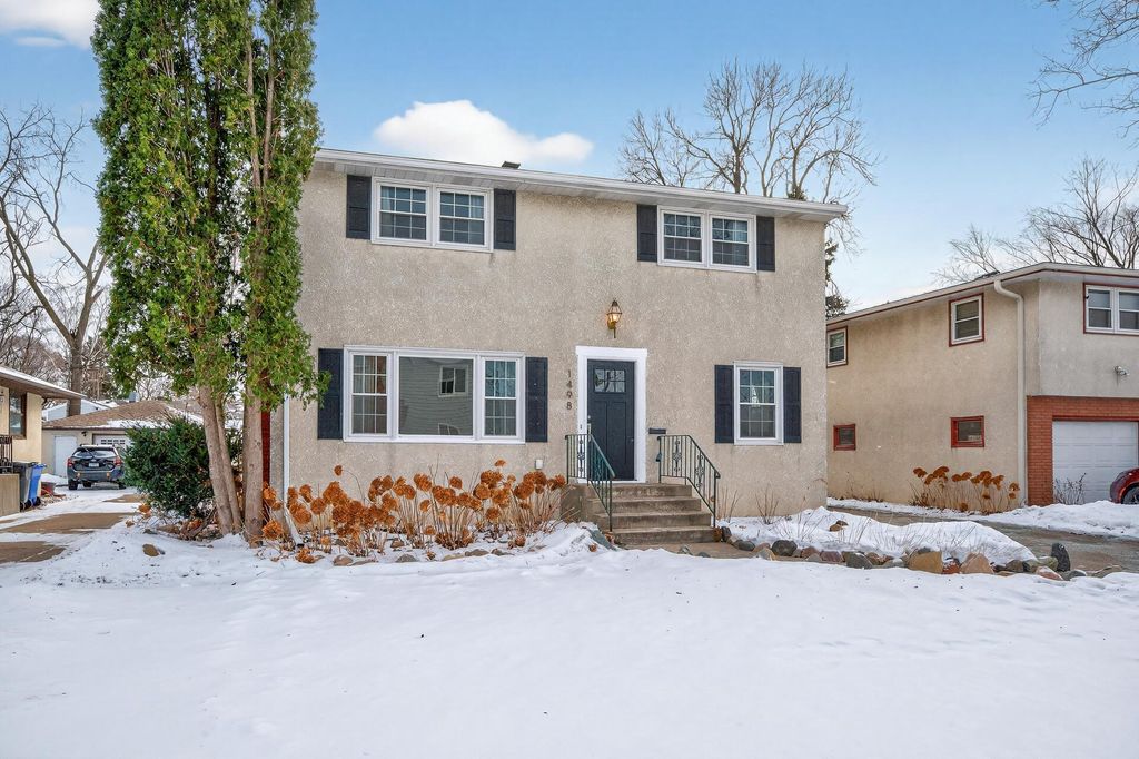 Photo of 1498 Nevada Avenue E, Saint Paul, MN 55106 (MLS # 7004477)