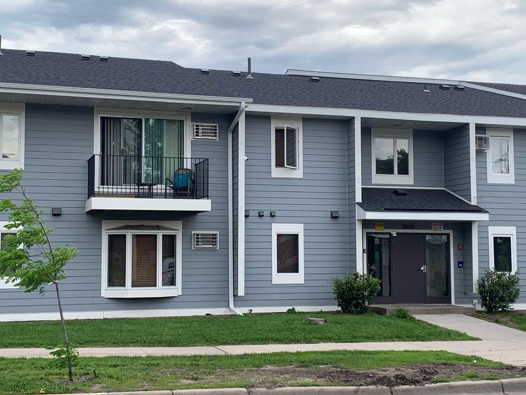 Photo of 3600 Penn Avenue N #108, Minneapolis, MN 55412 (MLS # 6815086)