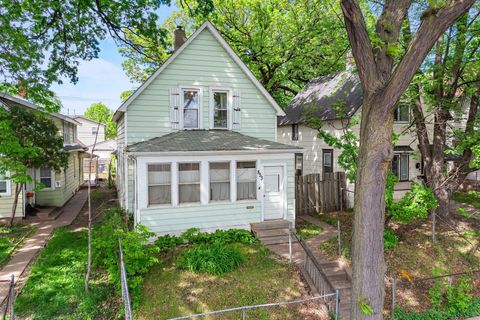 853 York Avenue Saint Paul MN 55106