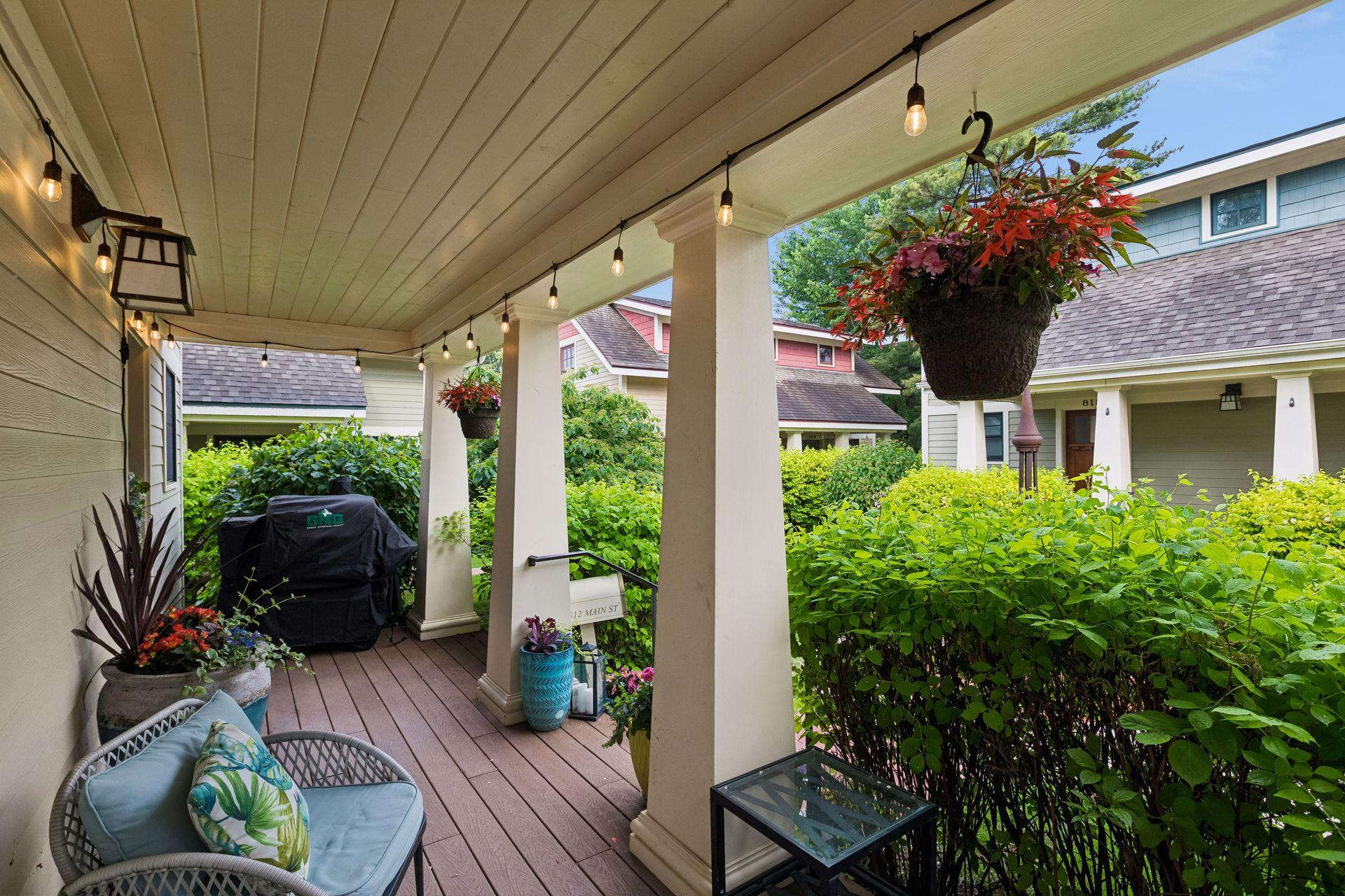 812 NE Main Street