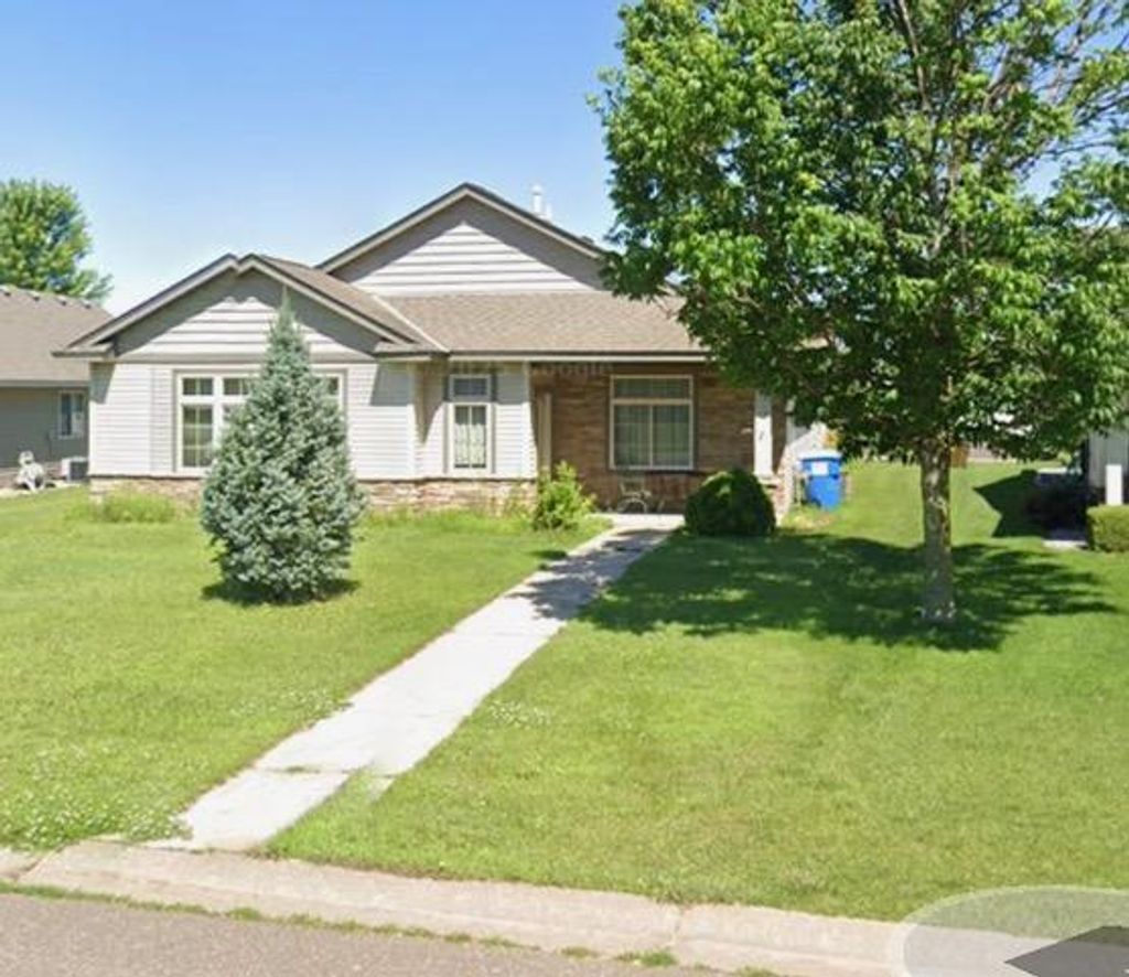 Photo of 573 Taft Loop S, Cambridge, MN 55008 (MLS # 7006720)