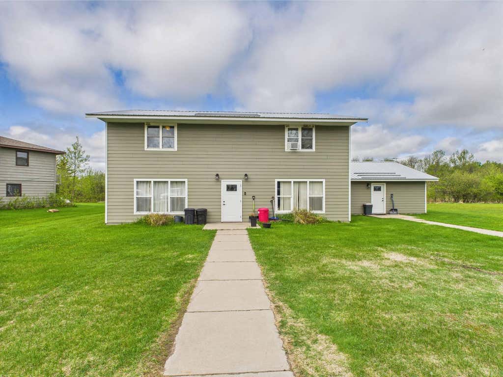 Photo of 37597 Lakeview Drive, Warroad, MN 56763 (MLS # 7123681)