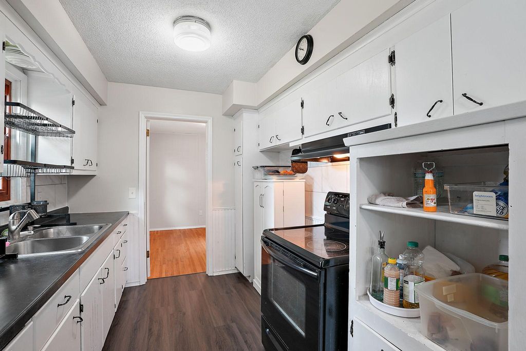 Photo of 13808 Scott Street, Burnsville, MN 55337 (MLS # 7024518)