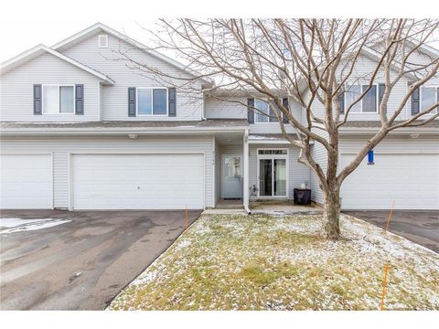 543 Roundhouse Street Shakopee MN 55379