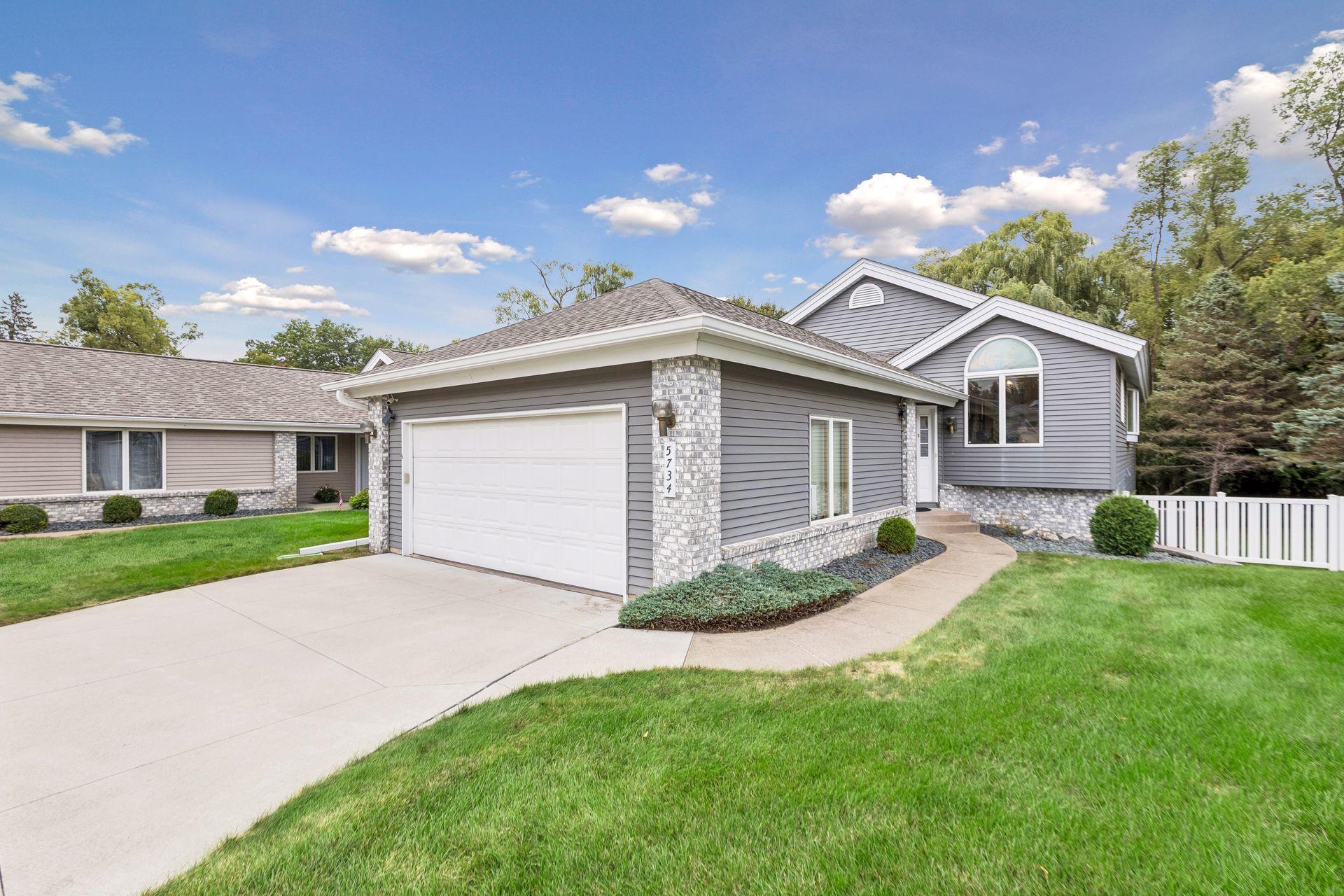 5734 Heather Ridge Drive