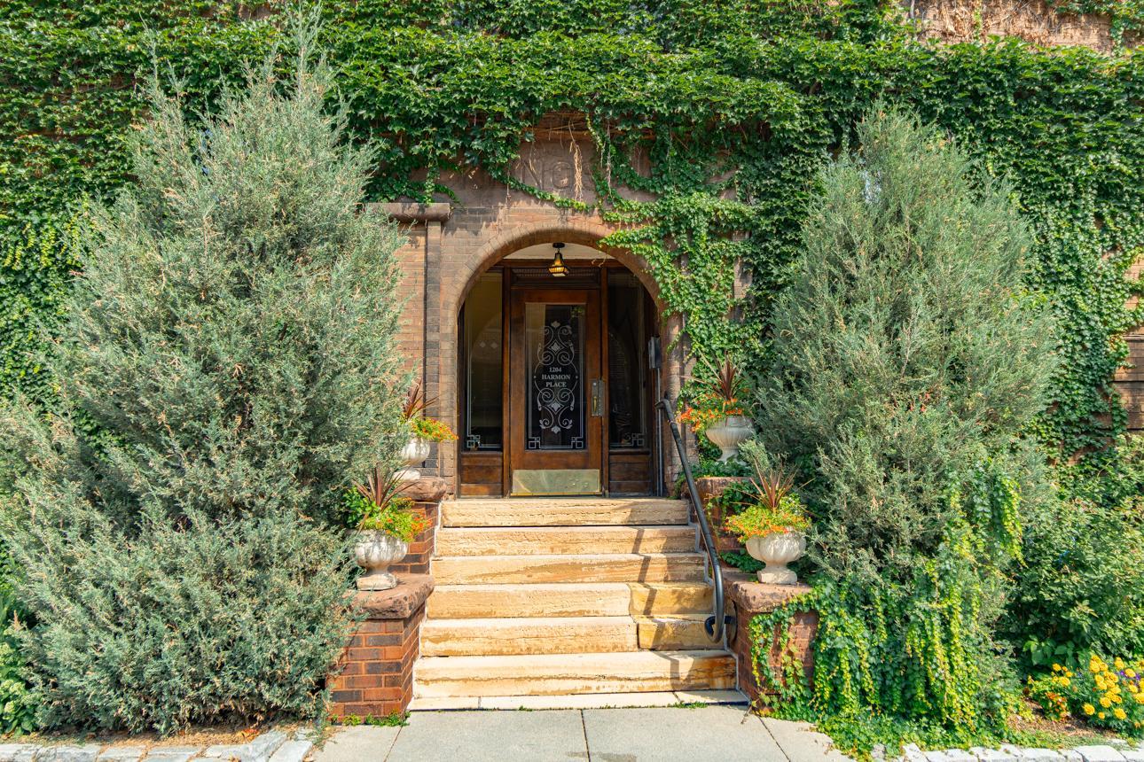 1204 Harmon Place 21