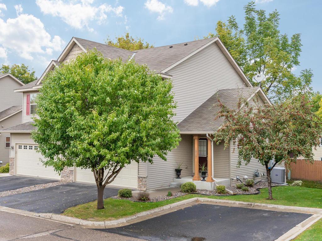 Photo of 1027 6th Avenue NE, Buffalo, MN 55313 (MLS # 7108444)
