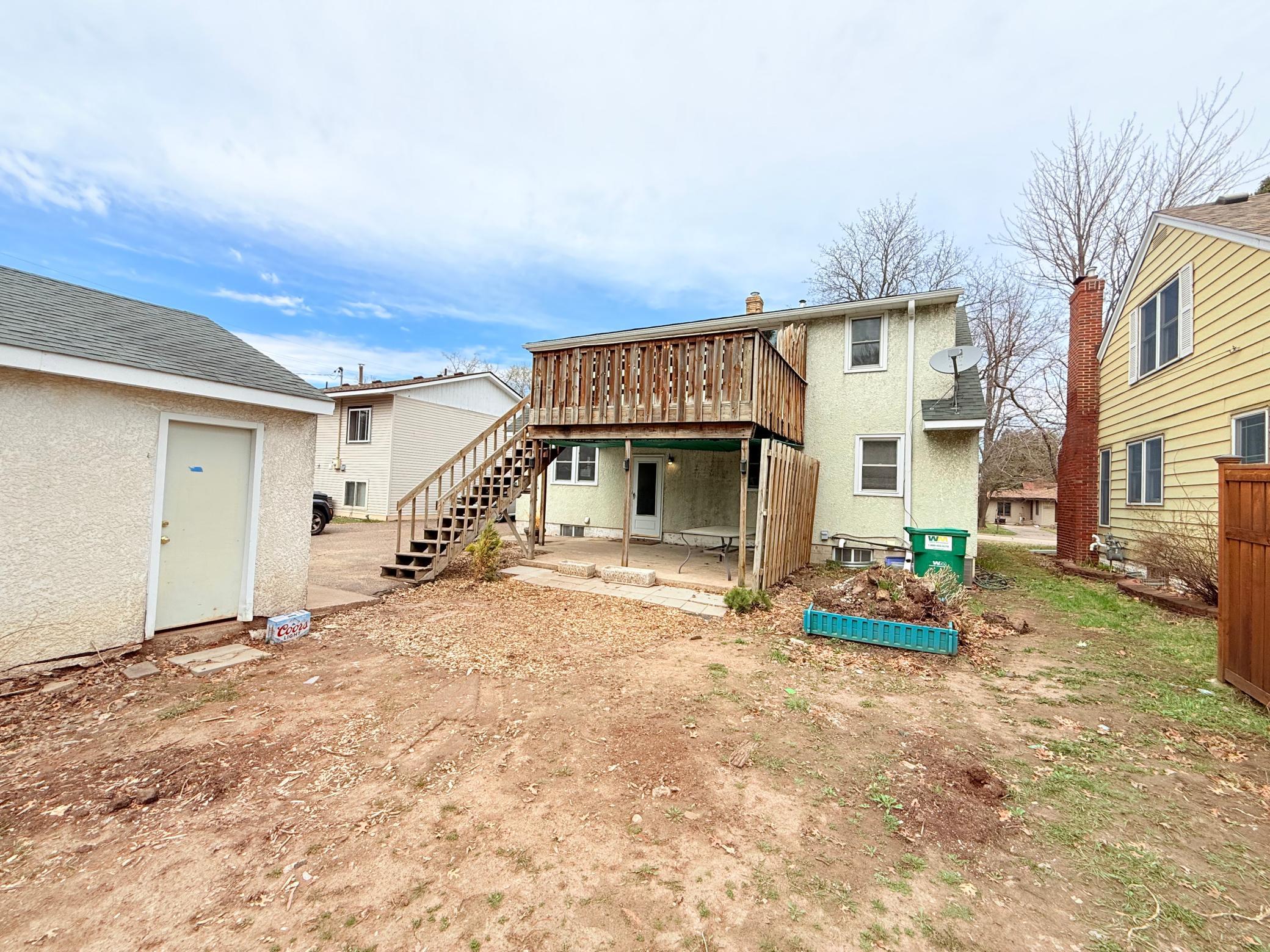 1186 Larpenteur Avenue E