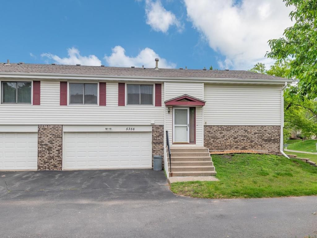 Photo of 5356 Beachside Drive, Minnetonka, MN 55343 (MLS # 7072139)