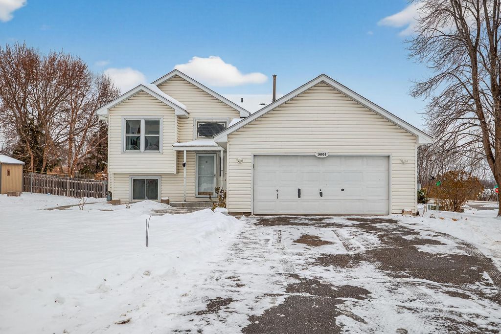 Photo of 16051 Goodview Way, Lakeville, MN 55044 (MLS # 6825717)
