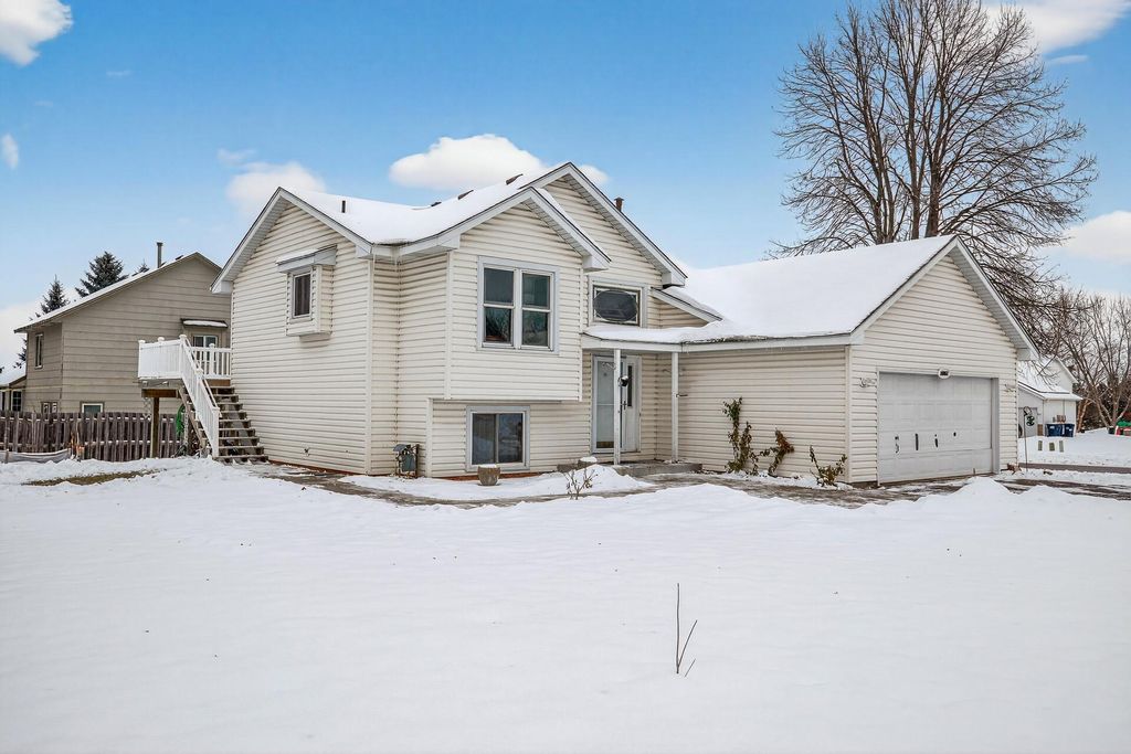Photo of 16051 Goodview Way, Lakeville, MN 55044 (MLS # 6825717)