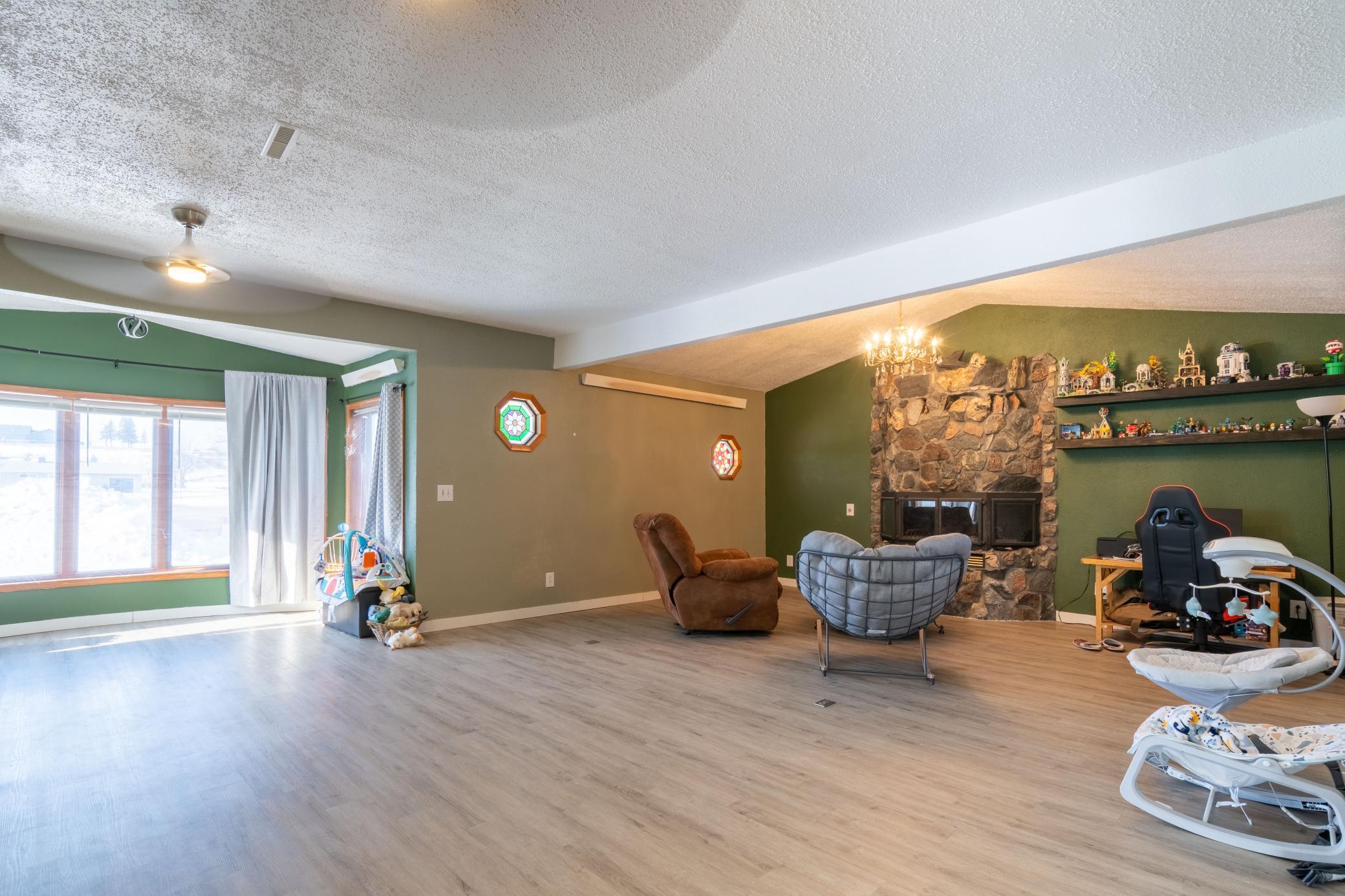 1380 Central Avenue N