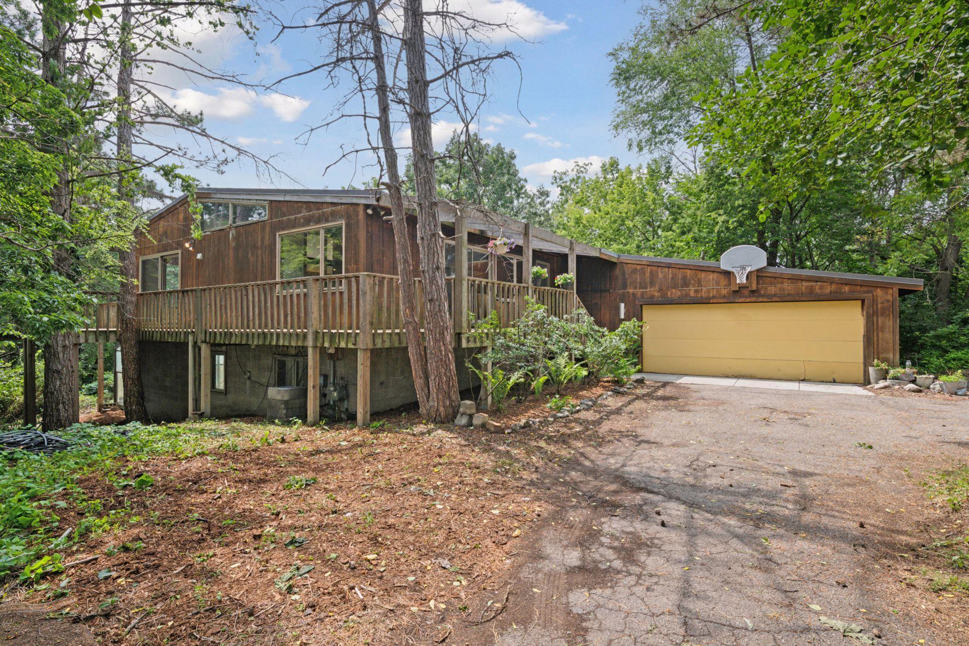 1201 River Terrace Drive