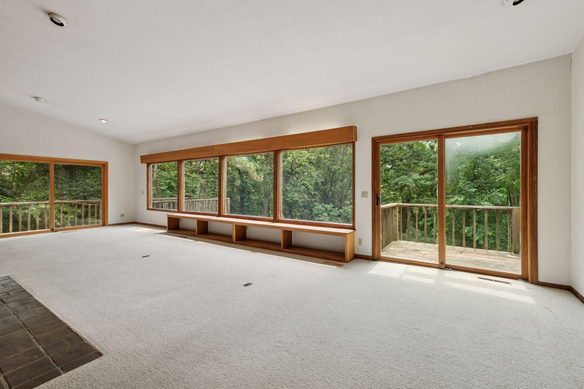 1201 River Terrace Drive