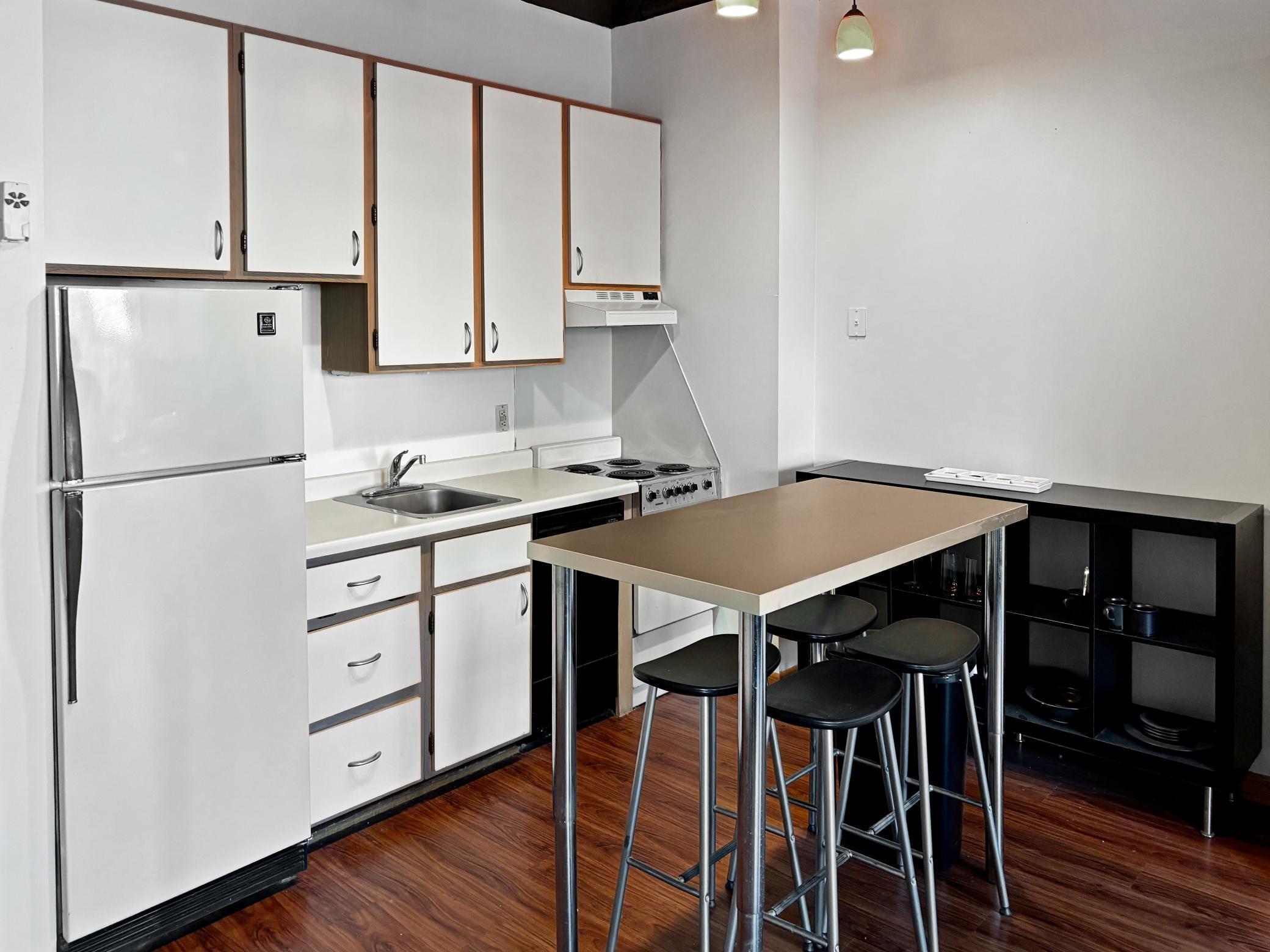 431 S 7th Street 2613