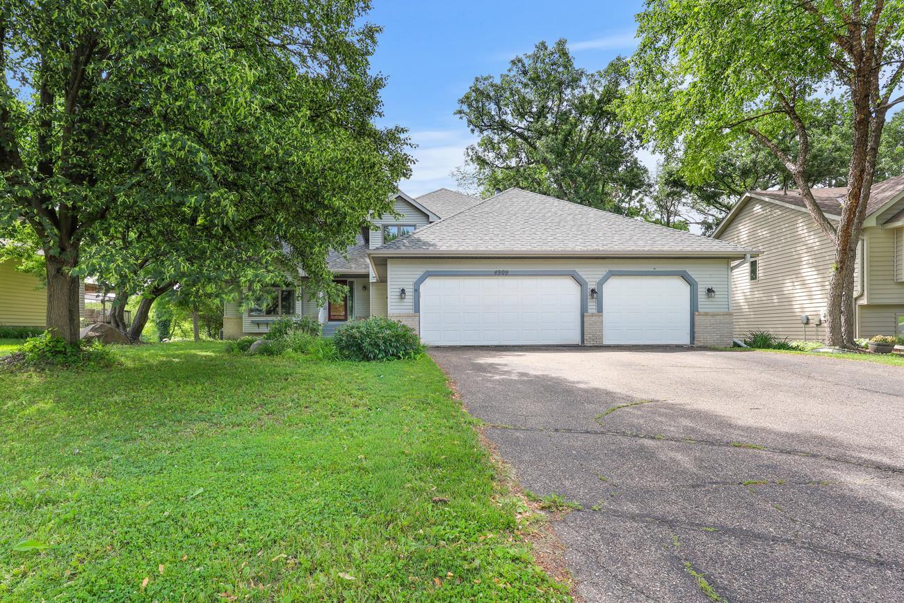 4909 W 150th Street