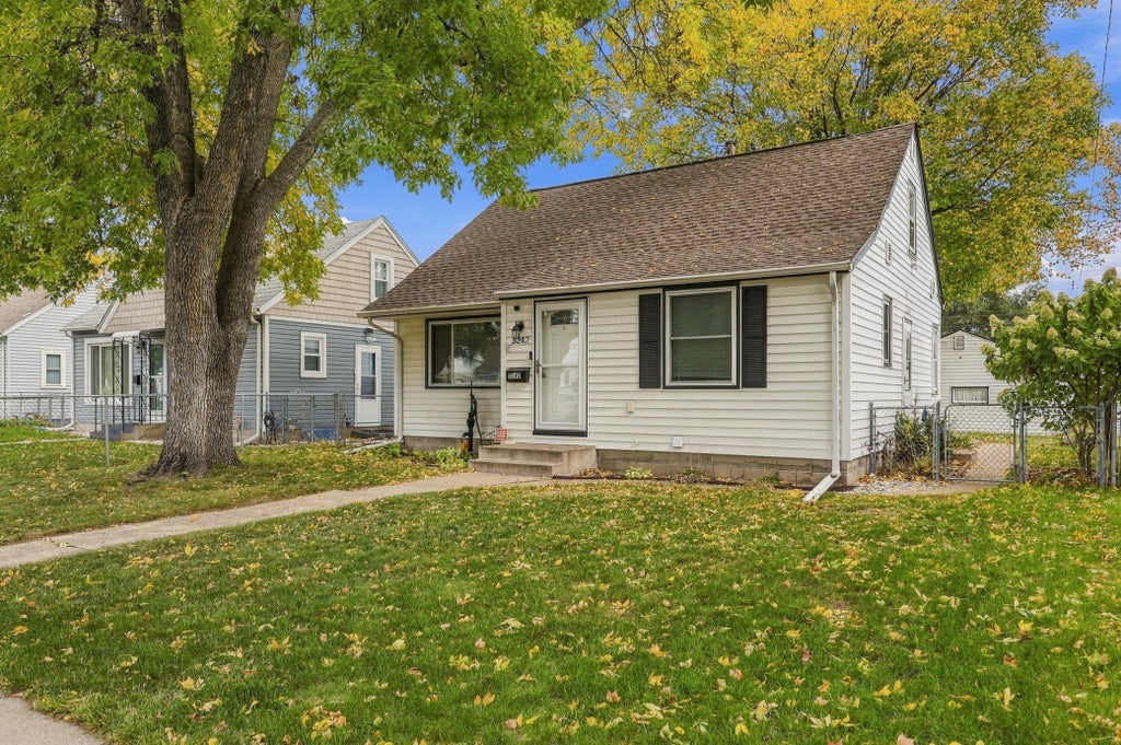 Photo of 5242 Irving Avenue N, Minneapolis, MN 55430 (MLS # 7151532)