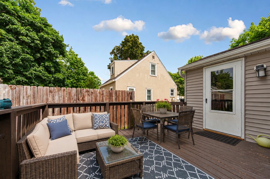Photo of 910 8th Avenue SW, Austin, MN 55912 (MLS # 7088463)