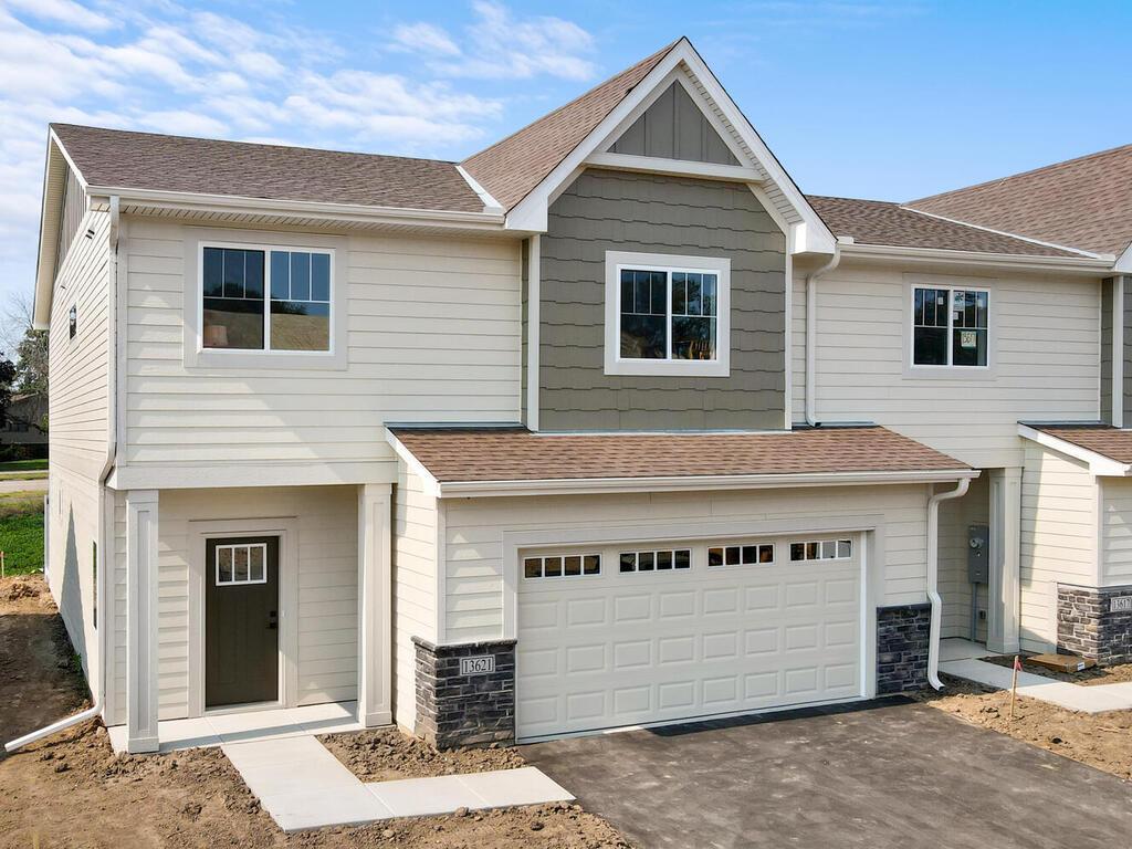 13599 Hollybrook Drive