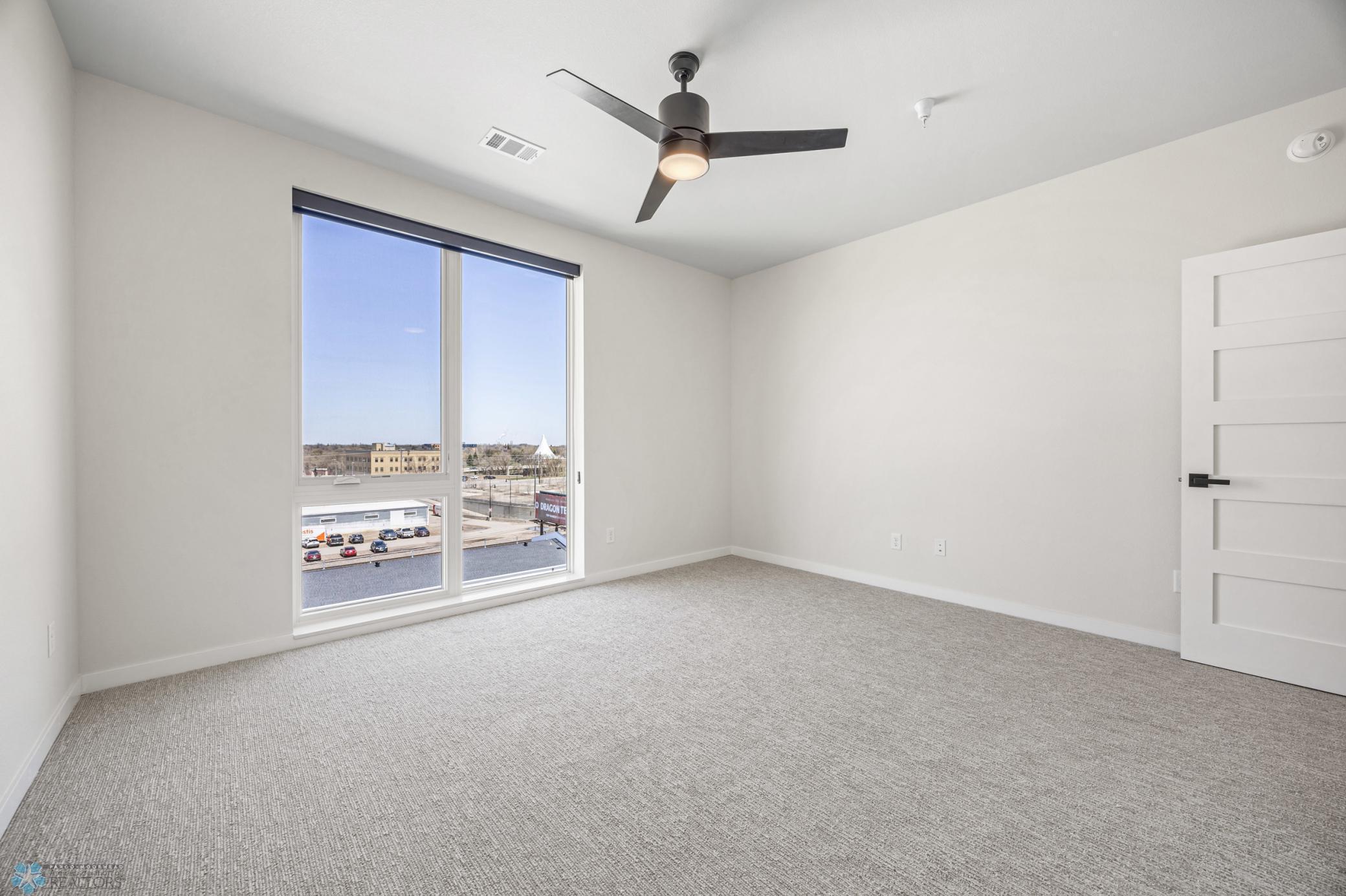 Fargo, North Dakota 58103, United States, 2 Bedrooms Bedrooms, ,2 BathroomsBathrooms,Residential,Active,250143