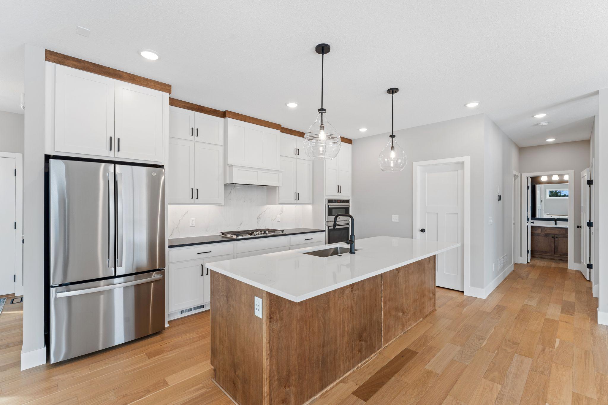 635 Parkside Court