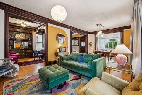 2742 Dupont Avenue S Minneapolis MN 55408