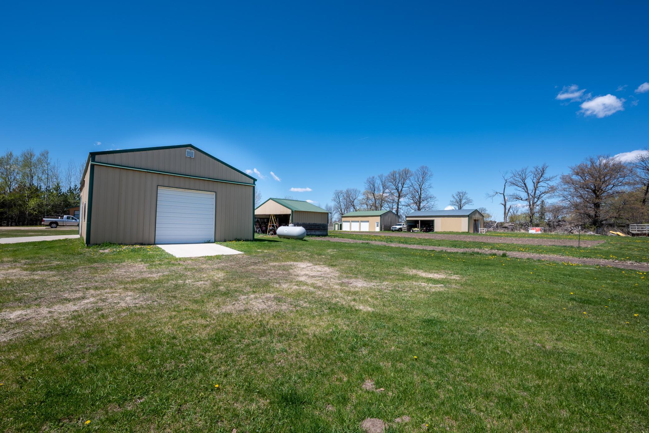 1017 E Kings Hill Road