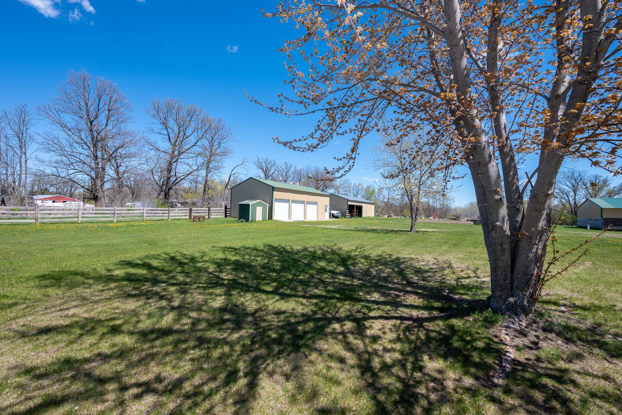 1017 E Kings Hill Road