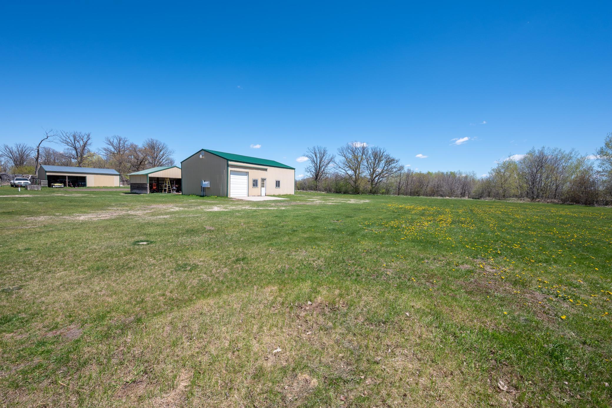 1017 E Kings Hill Road