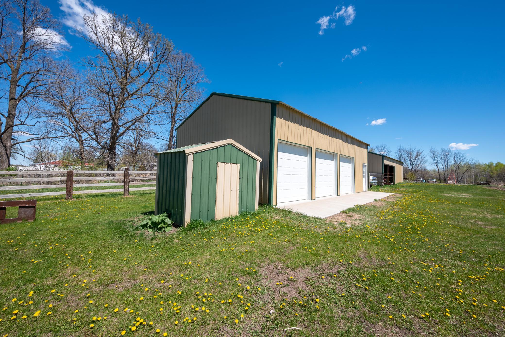 1017 E Kings Hill Road