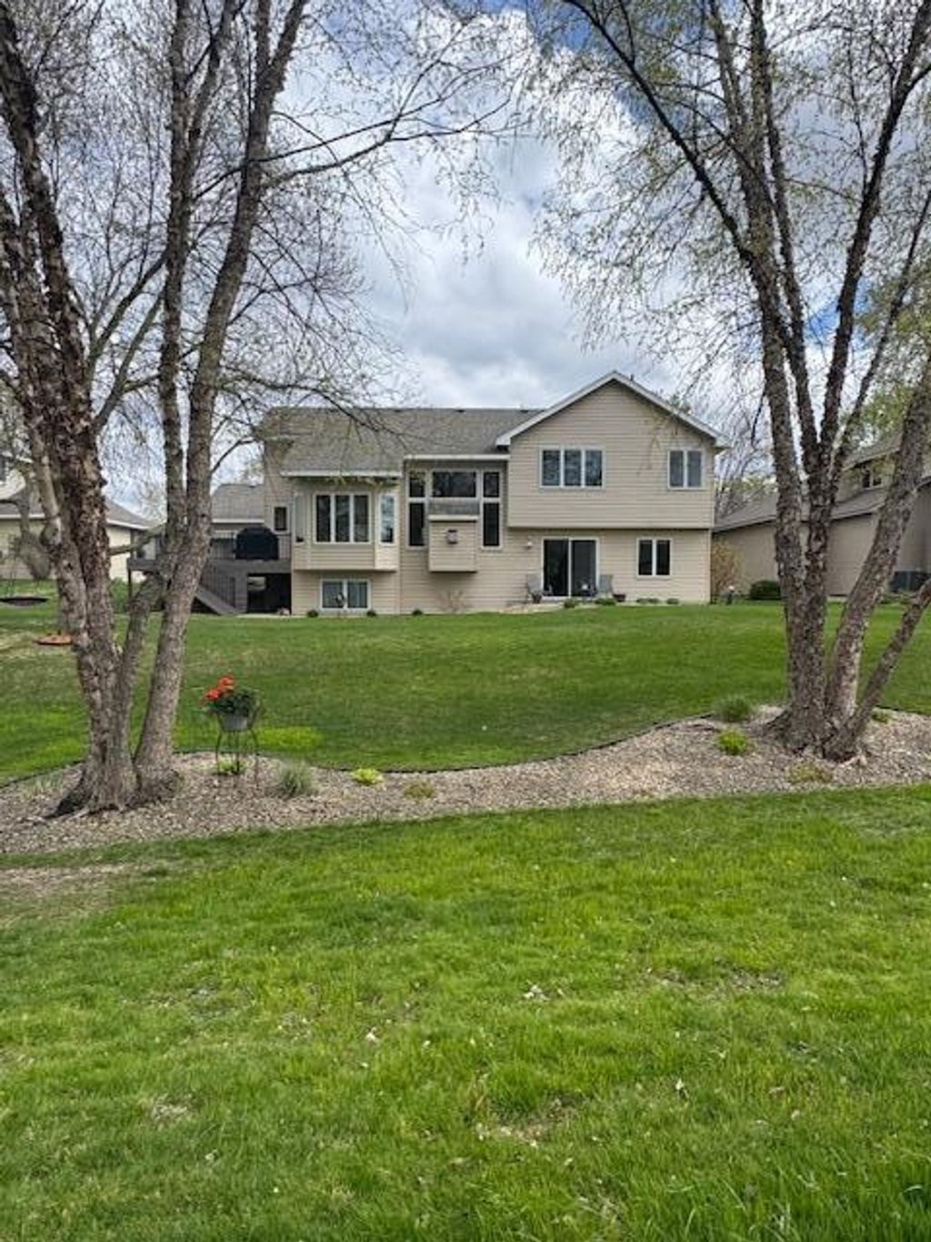 Photo of 2400 87th Trail N, Brooklyn Park, MN 55443 (MLS # 7069476)