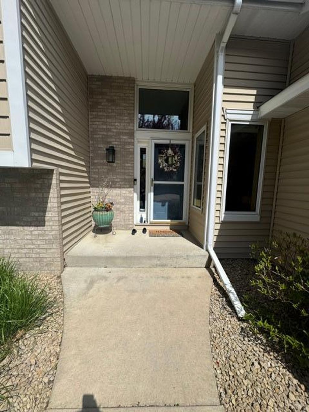 Photo of 2400 87th Trail N, Brooklyn Park, MN 55443 (MLS # 7069476)