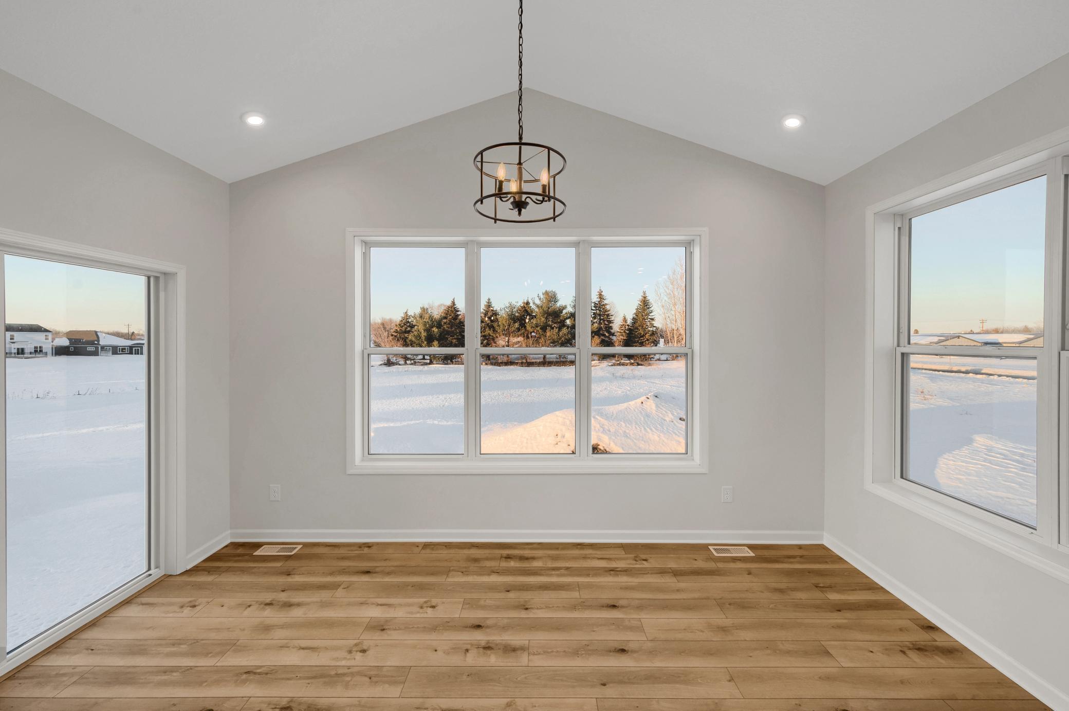 15812 Granada Avenue N