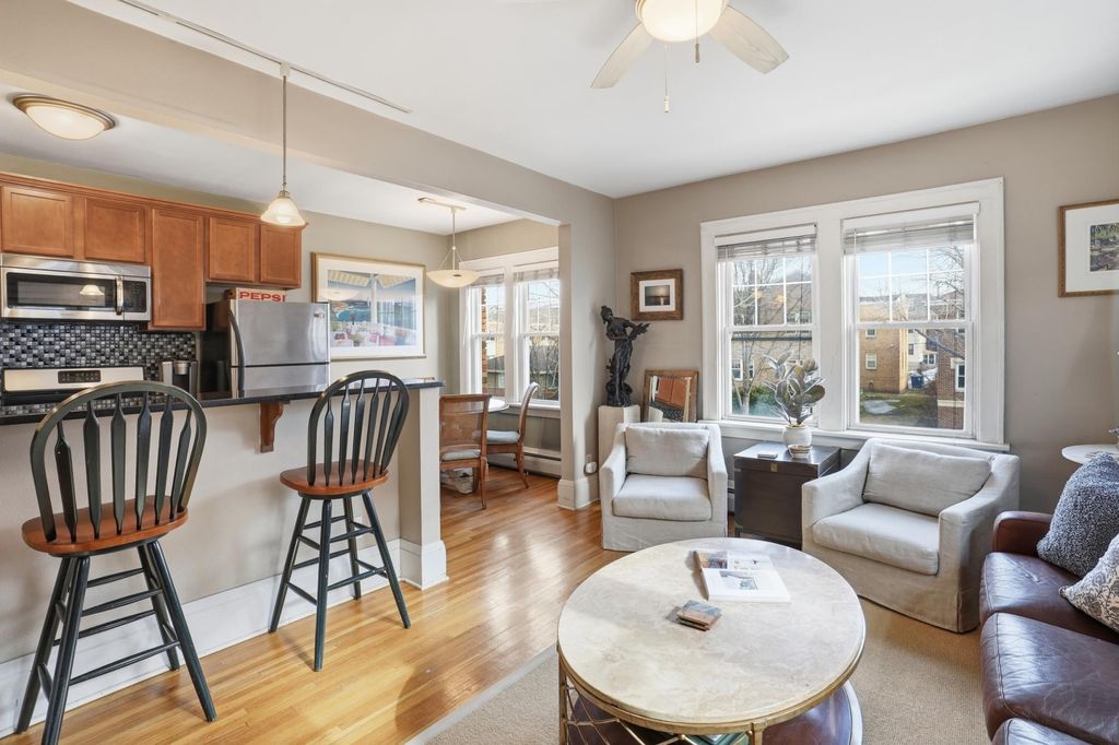 Photo of 3520 Emerson Avenue S #202, Minneapolis, MN 55408 (MLS # 7060838)