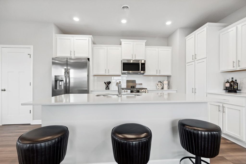 Photo of 10796 Henslowe Avenue S, Cottage Grove, MN 55016 (MLS # 7046875)