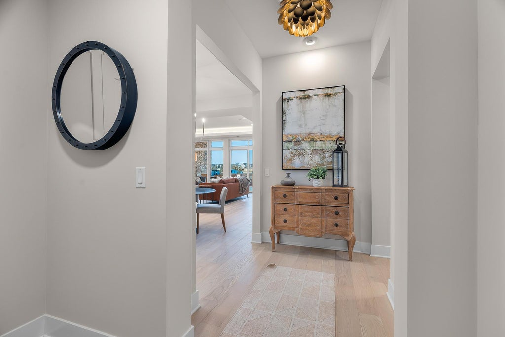 Photo of 1 Hill Farm Rd RD #107, Saint Paul, MN 55127 (MLS # 7089094)