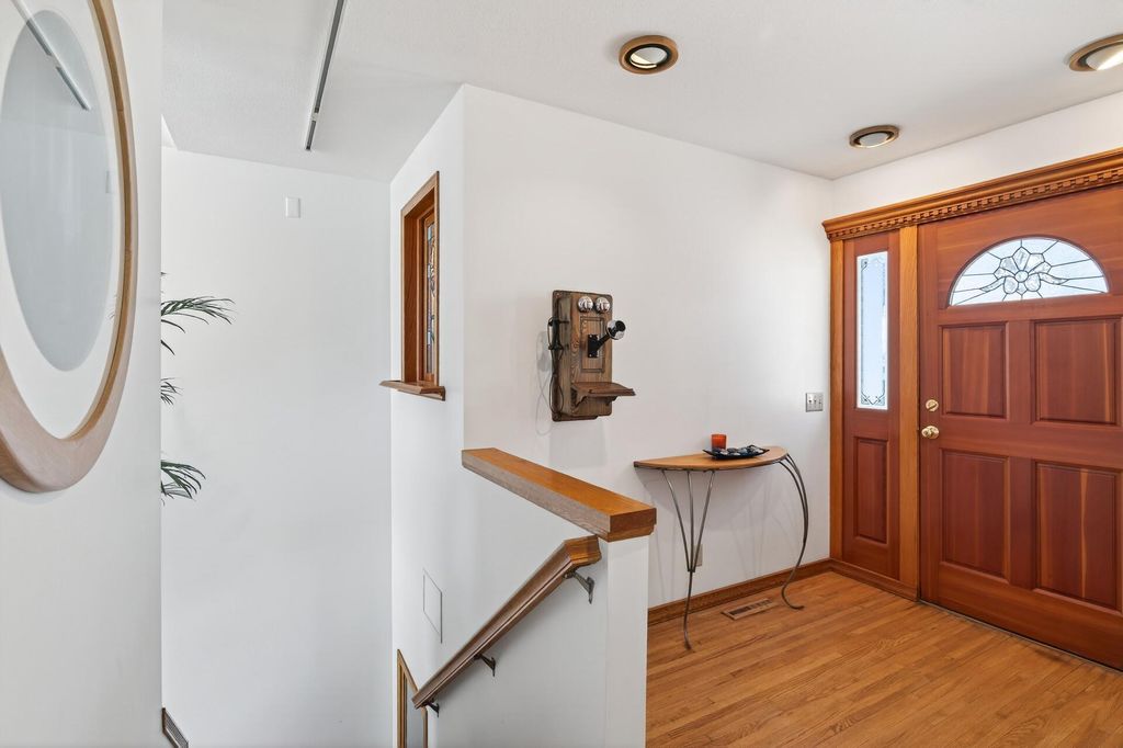 Photo of 55 Interlachen Drive, Tonka Bay, MN 55331 (MLS # 6794353)