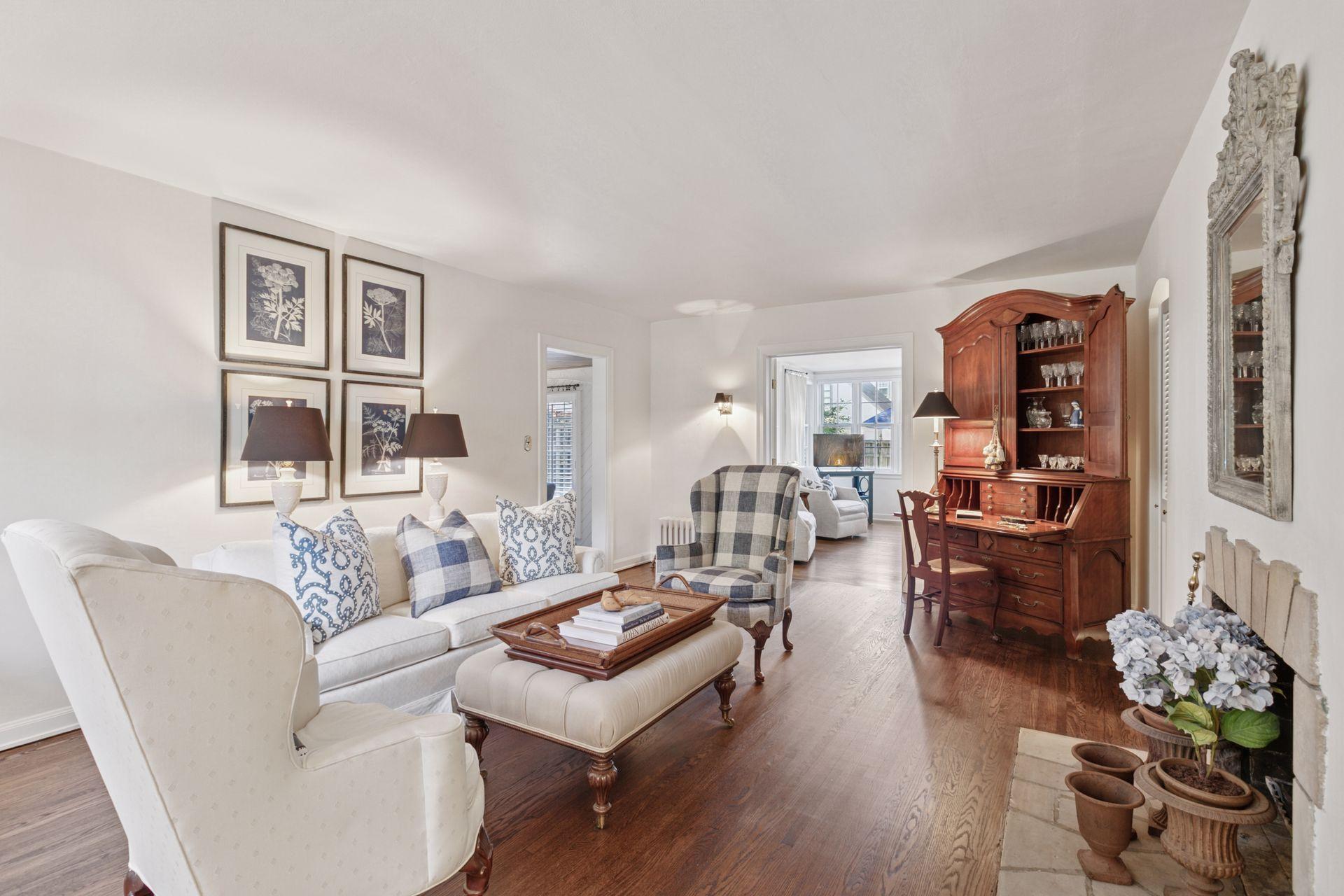 1712 Highland Parkway